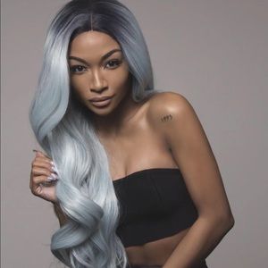 STUNNING,ICE BLUE💎BELLAMI LACE FRONT WIG